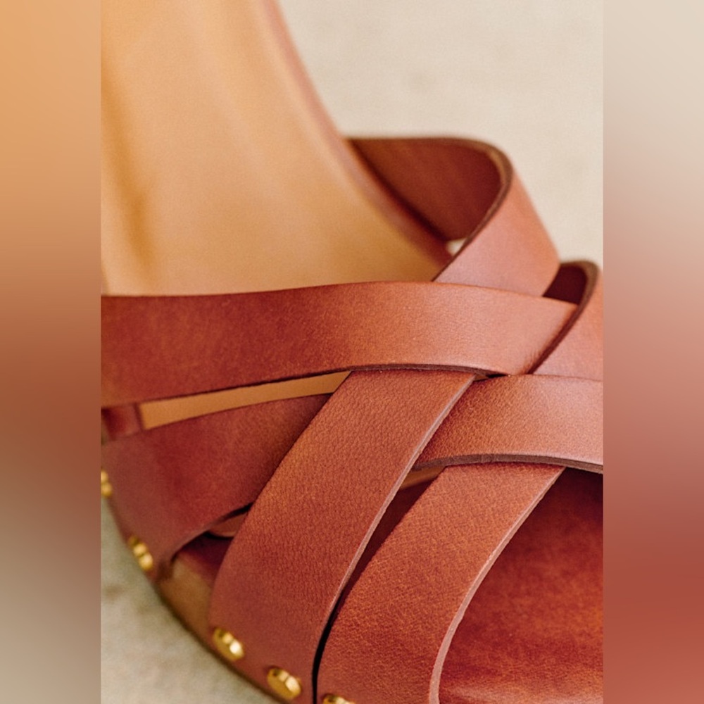 Sézane Isabelle Clogs in Smooth Camel FR 38 / US 7 - Picture 5 of 14